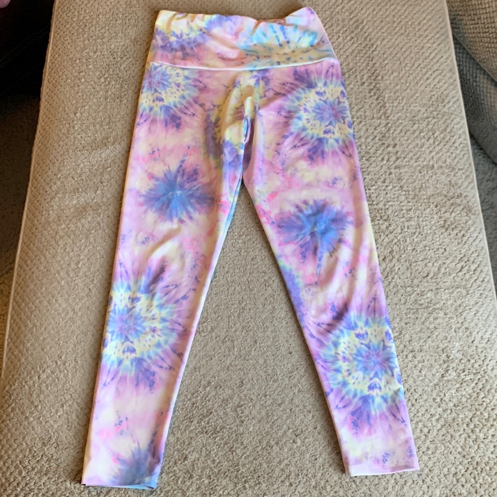 Onzie Neon Tie-dye leggings